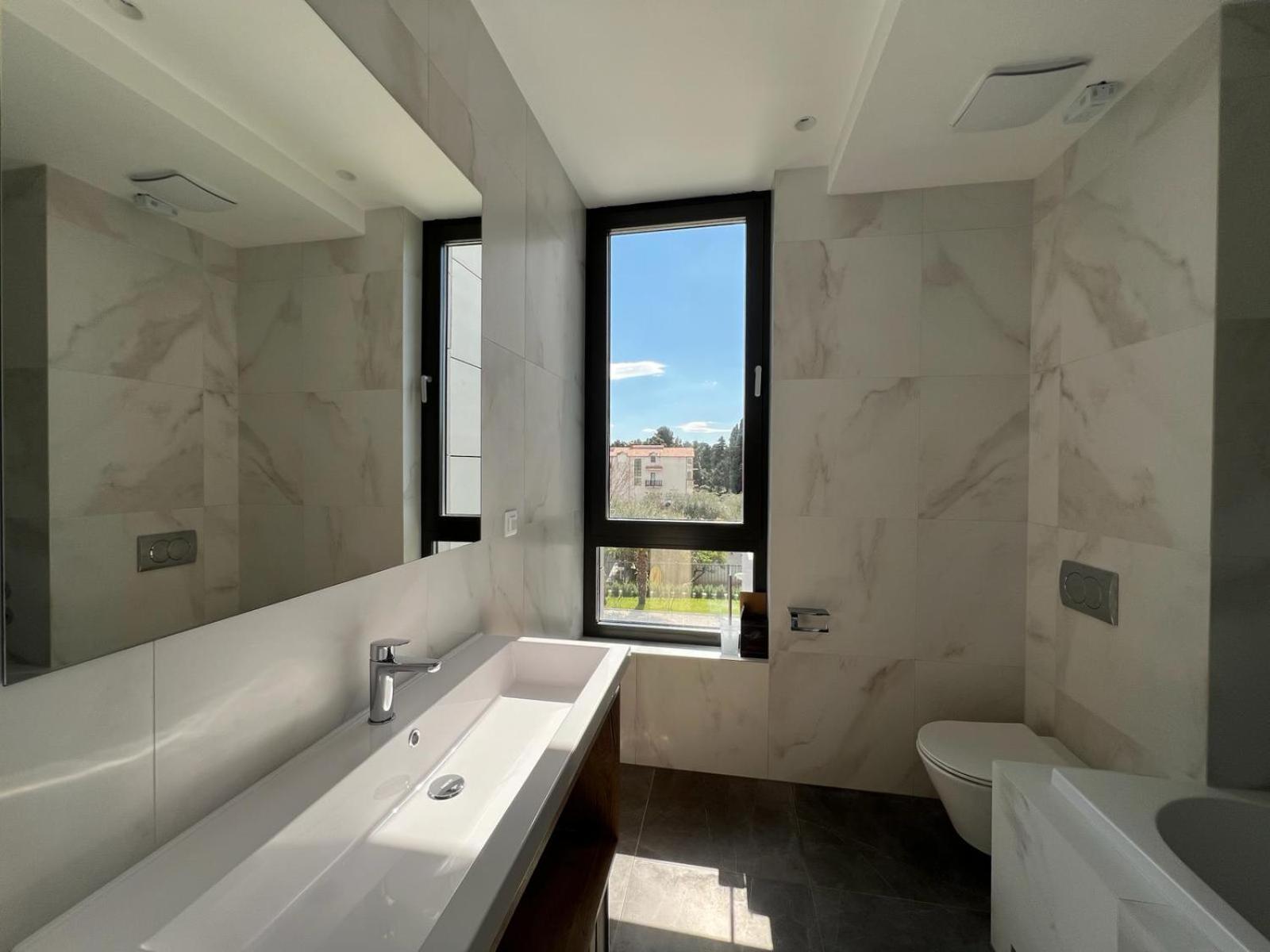Hotel Oscar Kaštela Екстериор снимка
